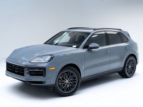 New 2026 Porsche Cayenne image 1