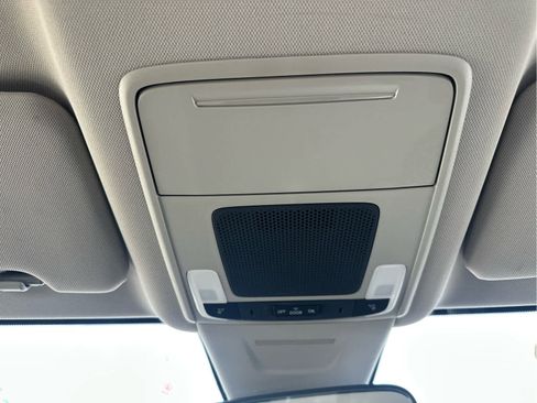 Used 2023 Honda CR-V LX image 33