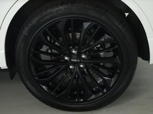Certified 2024 Lincoln Corsair Reserve w/ Equipment Group 201A AWD/4WD image 39