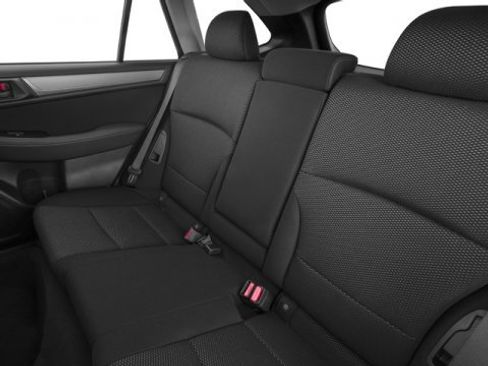 Used 2017 Subaru Outback 2.5i image 17