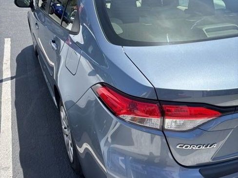 Used 2024 Toyota Corolla LE FWD image 5