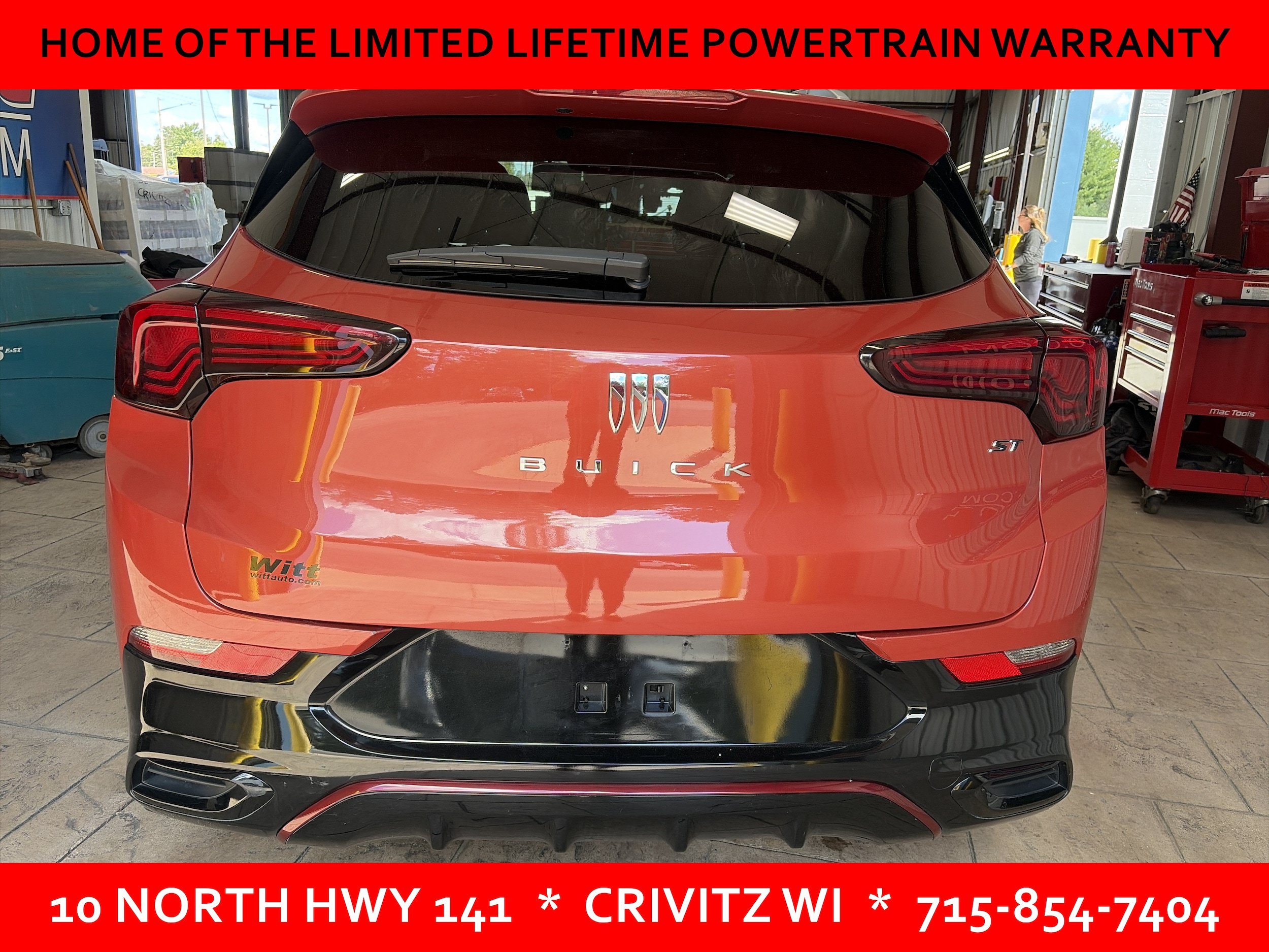 Used 2024 Buick Encore GX Sport Touring AWD/4WD image 4