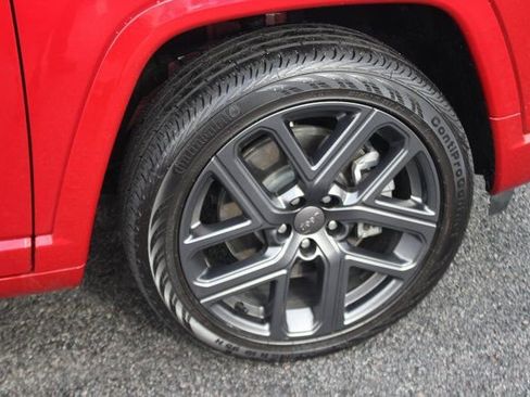 Used 2024 Jeep Compass Limited w/ High Altitude Package image 36