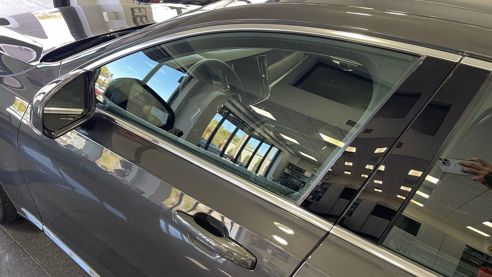 Used 2023 Volvo S90 B6 Ultimate w/ Protection Package Premier AWD/4WD image 14