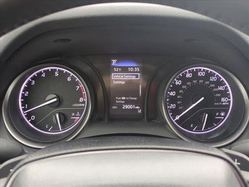 Used 2024 Toyota Camry SE image 11