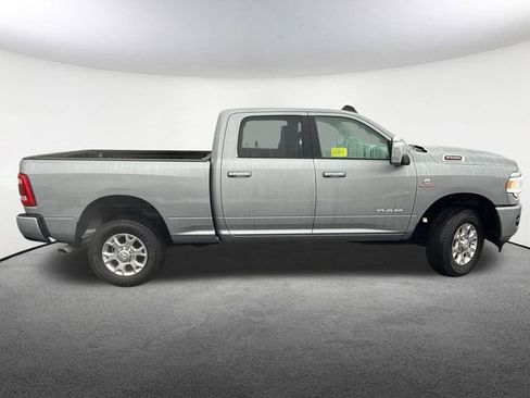 Used 2024 RAM 2500 Laramie image 15