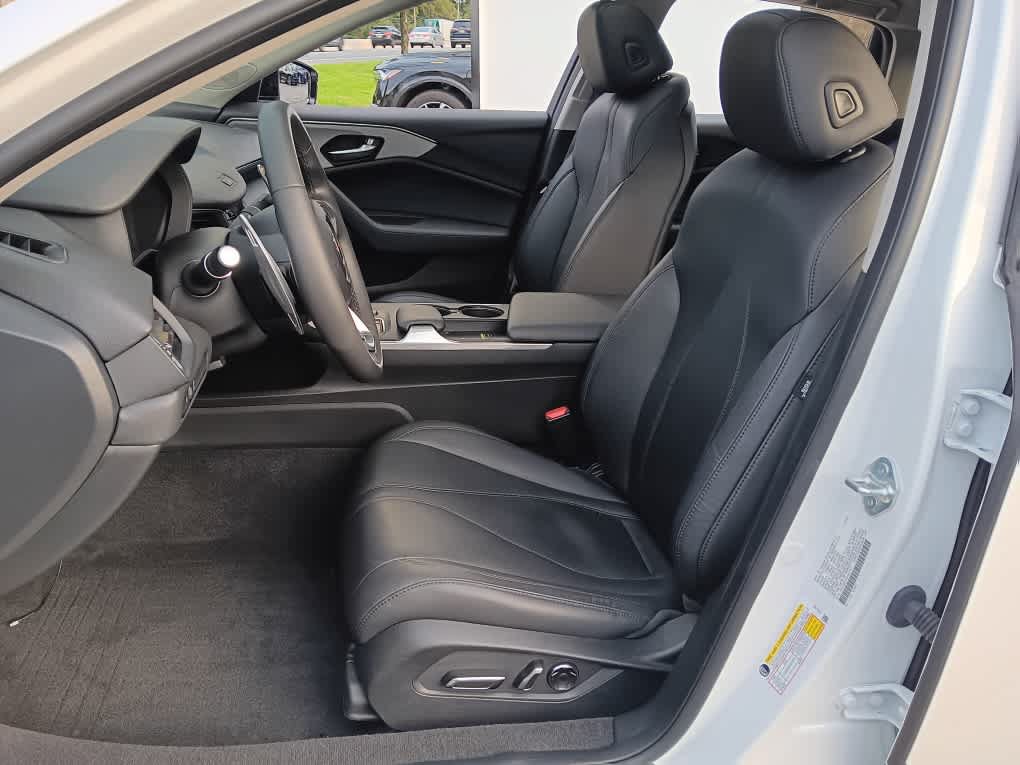 Used 2023 Acura TLX FWD image 11