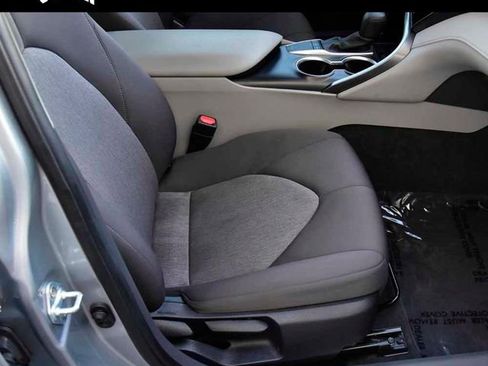 Used 2024 Toyota Camry LE image 11