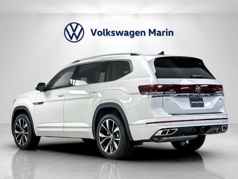 New 2026 Volkswagen Atlas SEL Premium R-Line image 3