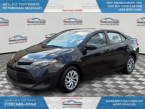 Used 2017 Toyota Corolla LE FWD image 1