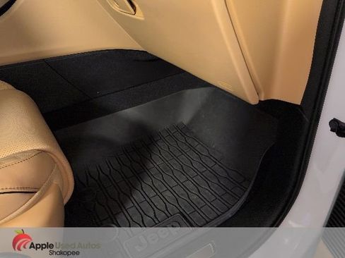 Certified 2024 Jeep Grand Cherokee Summit image 49