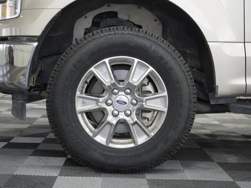 Used 2017 Ford F150 XLT w/ Equipment Group 301A Mid AWD/4WD image 26