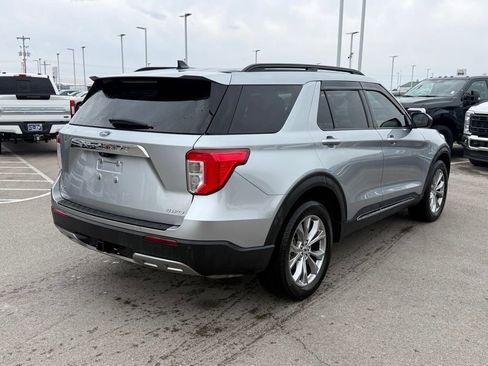 Used 2023 Ford Explorer XLT w/ Equipment Group 202A image 19