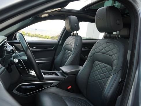 Used 2022 Jaguar F-PACE S AWD/4WD image 25