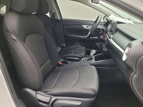 Used 2024 Kia Forte LXS w/ LXS Technology Package image 21