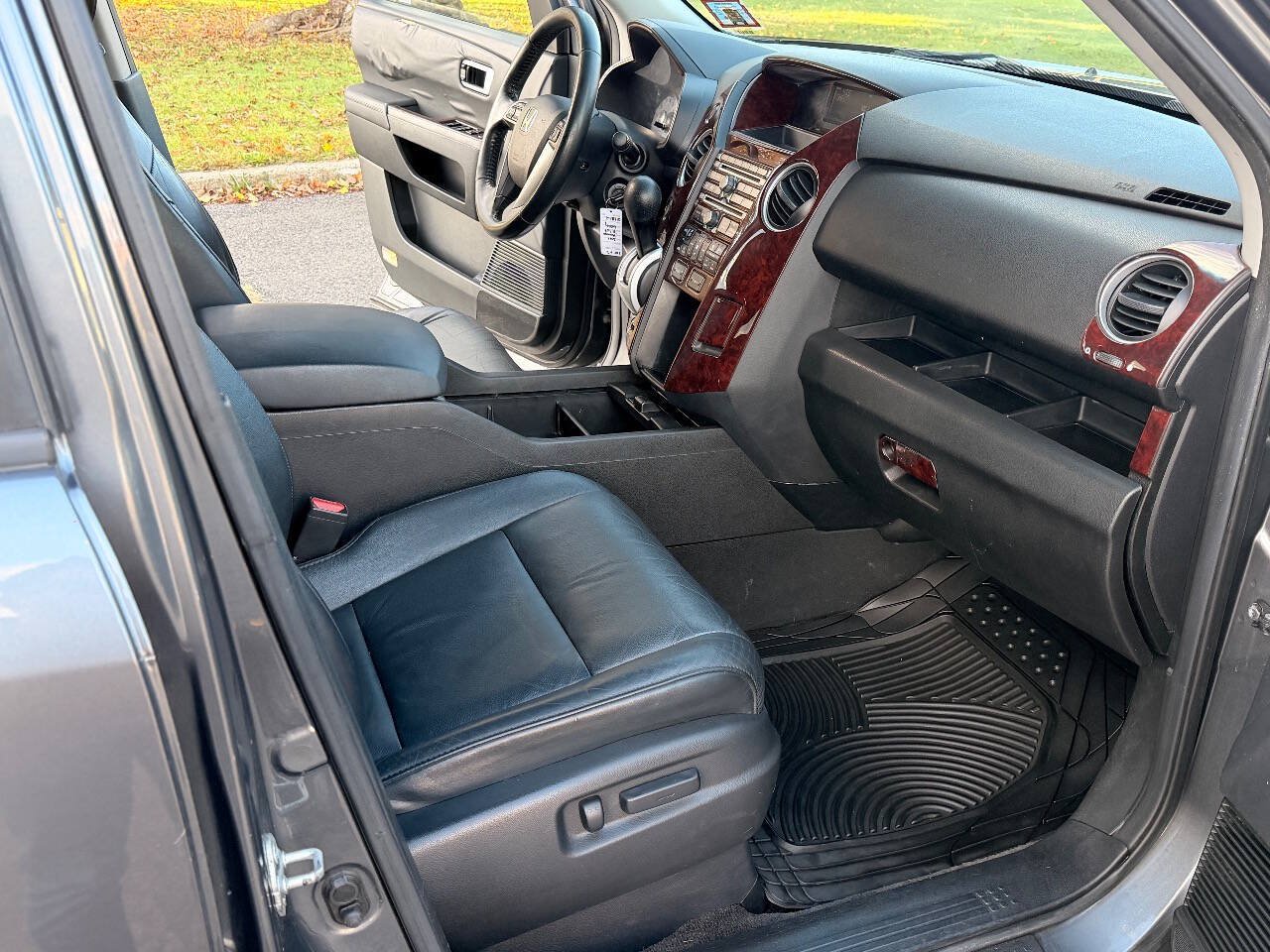 Used 2011 Honda Pilot EX-L image 17
