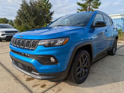 New 2026 Jeep Compass Latitude image 8