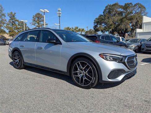 Used 2025 Mercedes-Benz E 450 4MATIC All-Terrain Wagon image 2