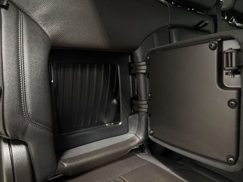 Used 2024 Chevrolet Silverado 3500 High Country w/ High Country Premium Package image 39