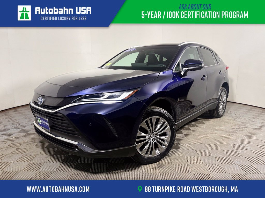Used 2024 Toyota Venza XLE AWD/4WD image 1