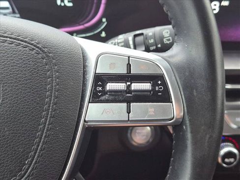 Used 2024 Kia Telluride S w/ S Sunroof Package FWD image 5
