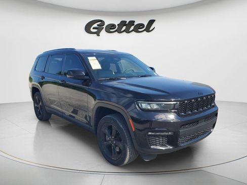 Used 2024 Jeep Grand Cherokee L Limited w/ Black Appearance Package RWD image 3