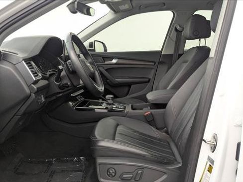 Used 2023 Audi Q5 2.0T Premium w/ Convenience Package AWD/4WD image 14