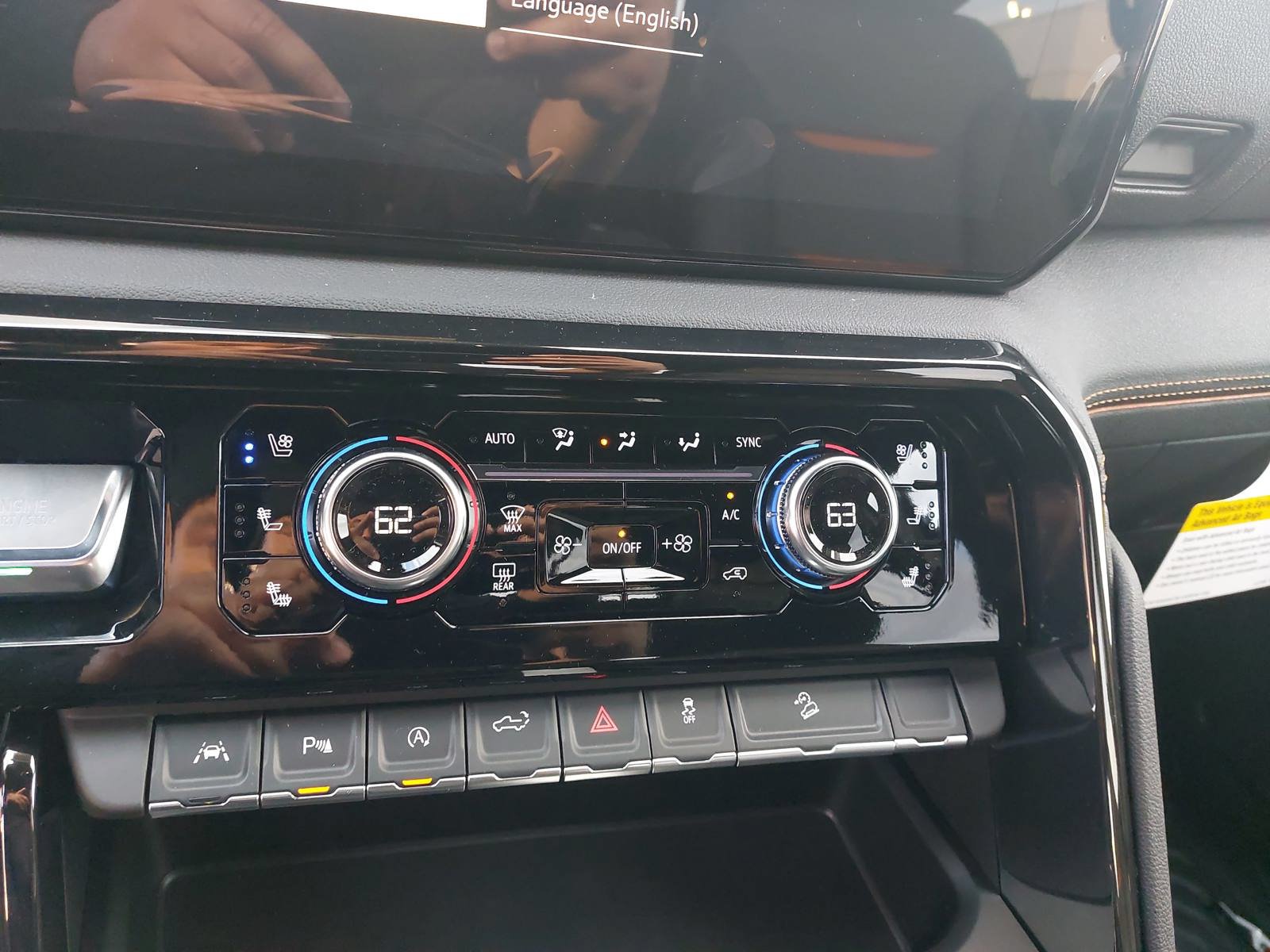 New 2026 GMC Sierra 1500 AT4 w/ AT4 Premium Package AWD/4WD image 20