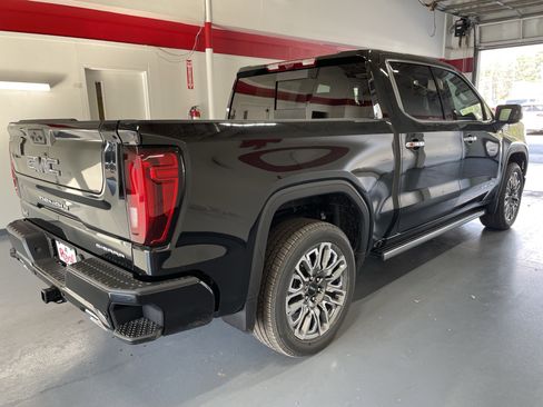 New 2026 GMC Sierra 1500 Denali Ultimate AWD/4WD image 4