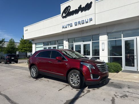 Used 2017 Cadillac XT5 Luxury w/ Driver Awareness Package AWD/4WD image 1