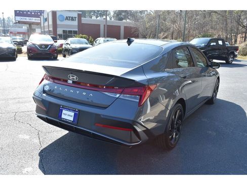 New 2026 Hyundai Elantra SEL Sport Premium image 5