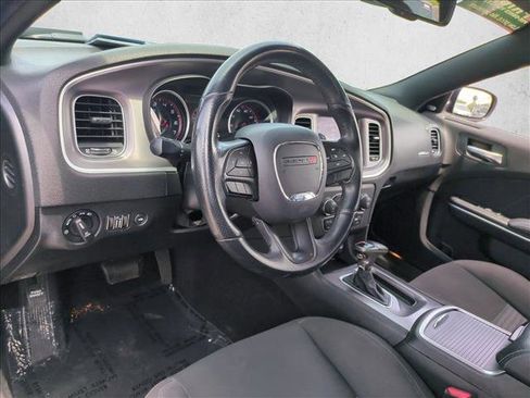 Used 2019 Dodge Charger GT RWD image 10