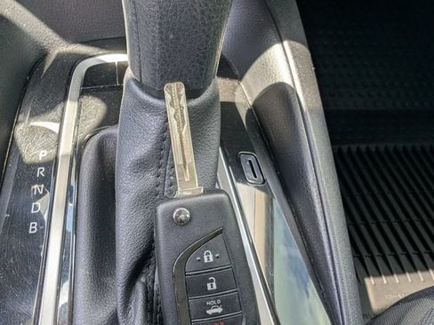 Used 2026 Toyota Corolla LE FWD image 23