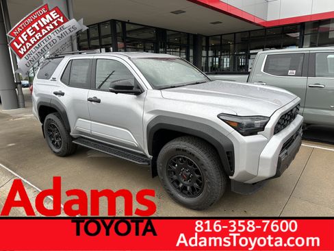 New 2026 Toyota 4Runner TRD Off-Road Premium AWD/4WD image 1