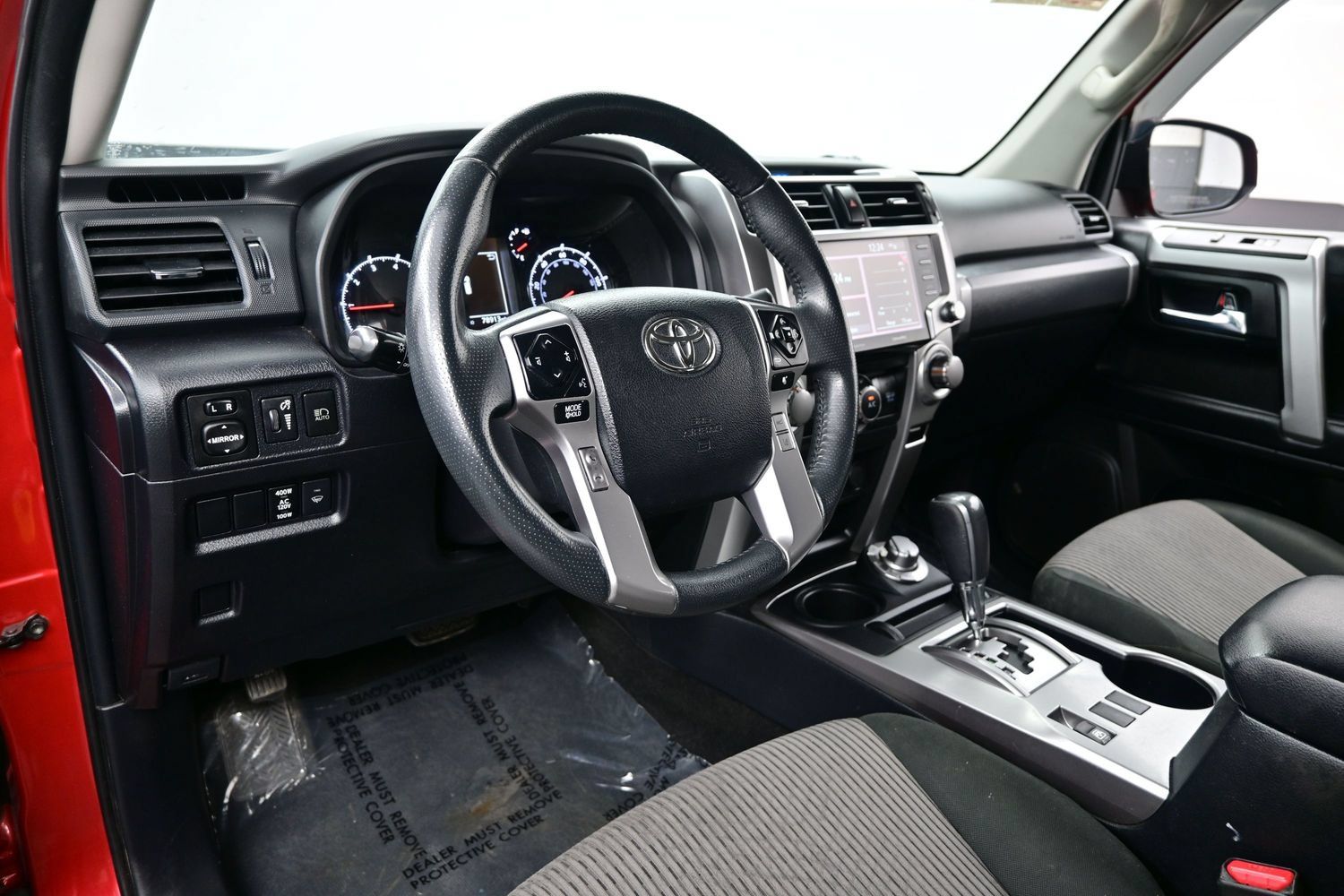 Used 2022 Toyota 4Runner SR5 AWD/4WD image 13