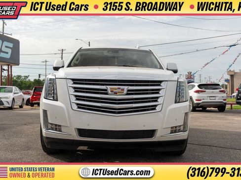 Used 2016 Cadillac Escalade Platinum AWD/4WD image 9