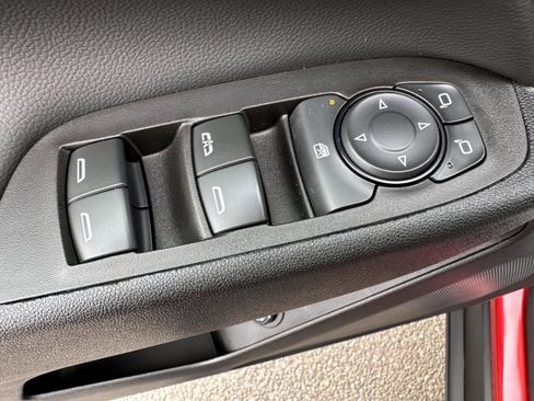 Used 2024 Chevrolet Equinox LT AWD/4WD image 9