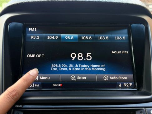 Used 2016 Hyundai Genesis Coupe 3.8 RWD image 22