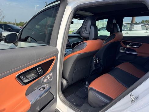 Used 2023 Mercedes-Benz GLC 300 image 37