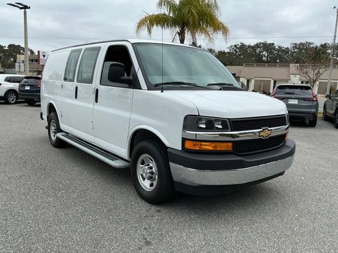 Used 2024 Chevrolet Express 2500 w/ Driver Convenience Package image 15