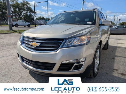 Used 2016 Chevrolet Traverse LT w/ Style and Technology Package FWD image 7
