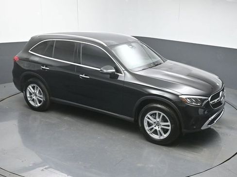 Used 2025 Mercedes-Benz GLC 300 image 40
