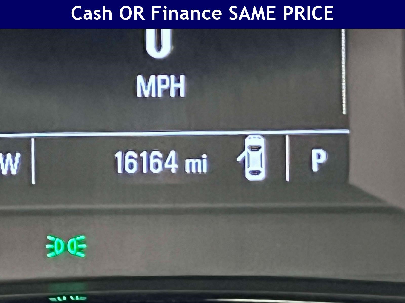 Used 2024 Chevrolet Trax RS w/ Sunroof Package FWD image 20