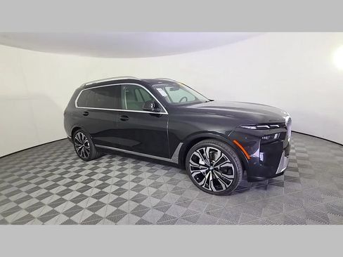 Used 2024 BMW X7 xDrive40i AWD/4WD image 34