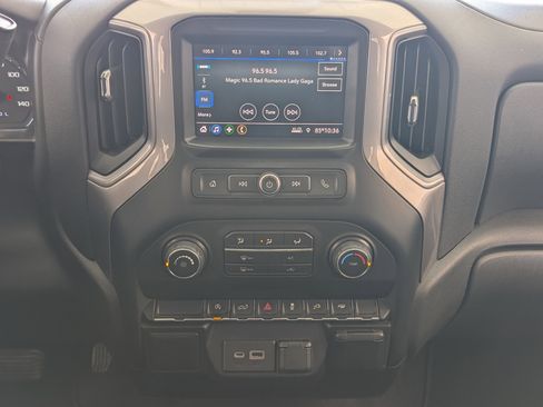 Used 2021 Chevrolet Silverado 1500 Custom image 25