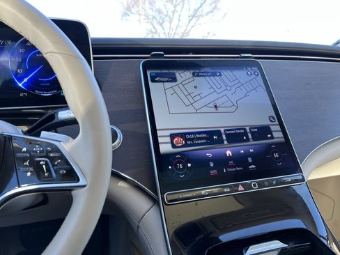 Used 2022 Mercedes-Benz EQS 450+ Sedan image 31