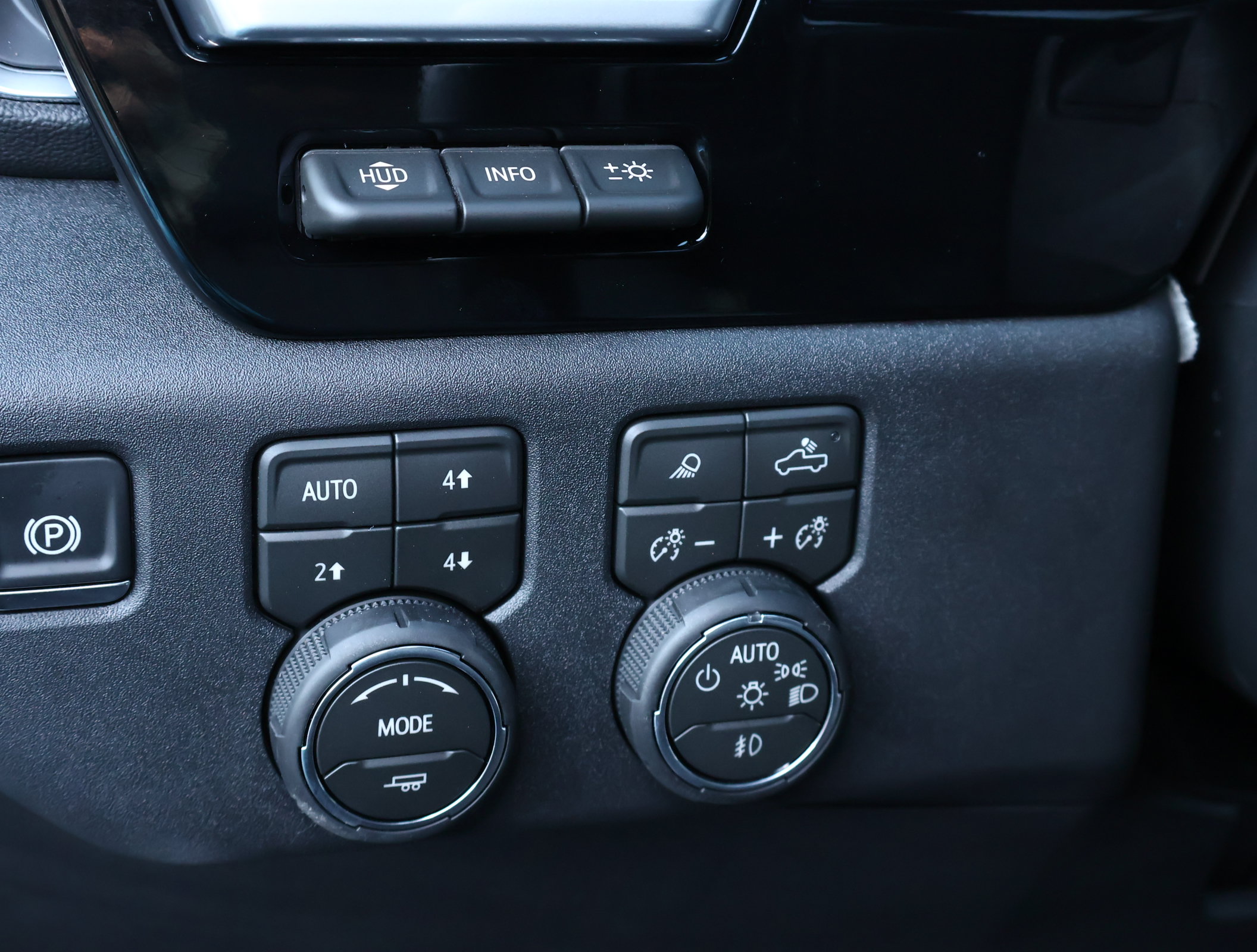 New 2026 Chevrolet Silverado 2500 High Country w/ Midnight Edition AWD/4WD image 12