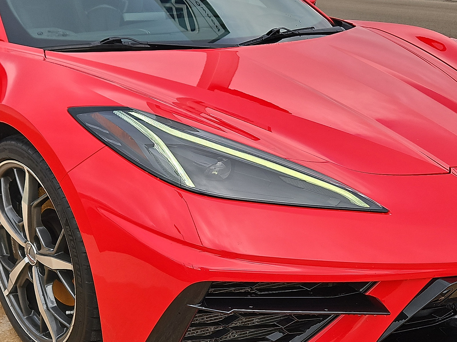 Used 2021 Chevrolet Corvette Stingray Premium Cpe w/ Z51 Performance Package RWD image 8
