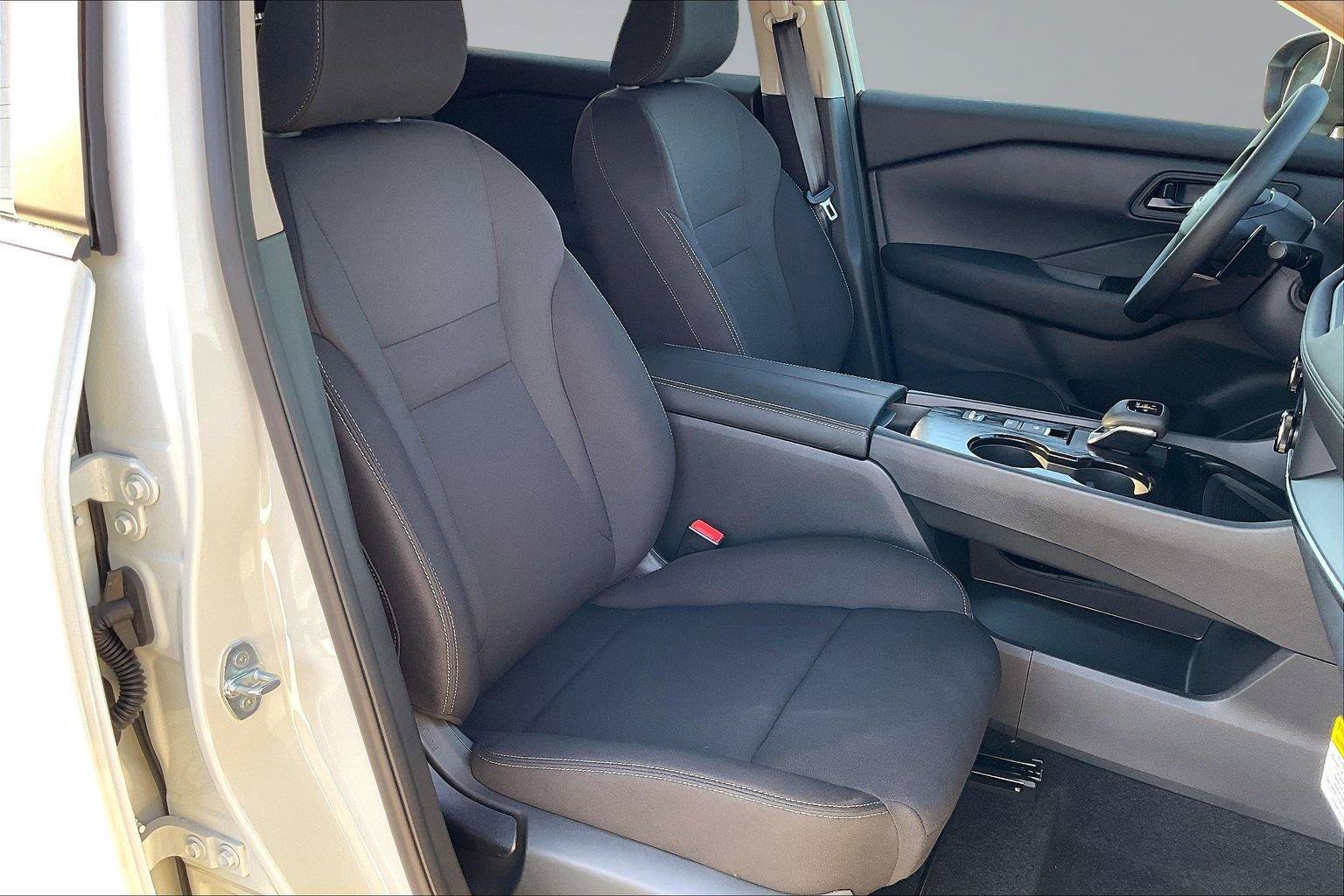 New 2026 Nissan Rogue S FWD image 9