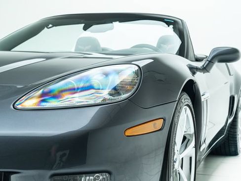 Used 2013 Chevrolet Corvette Grand Sport w/ 3LT Preferred Equipment Group RWD image 11